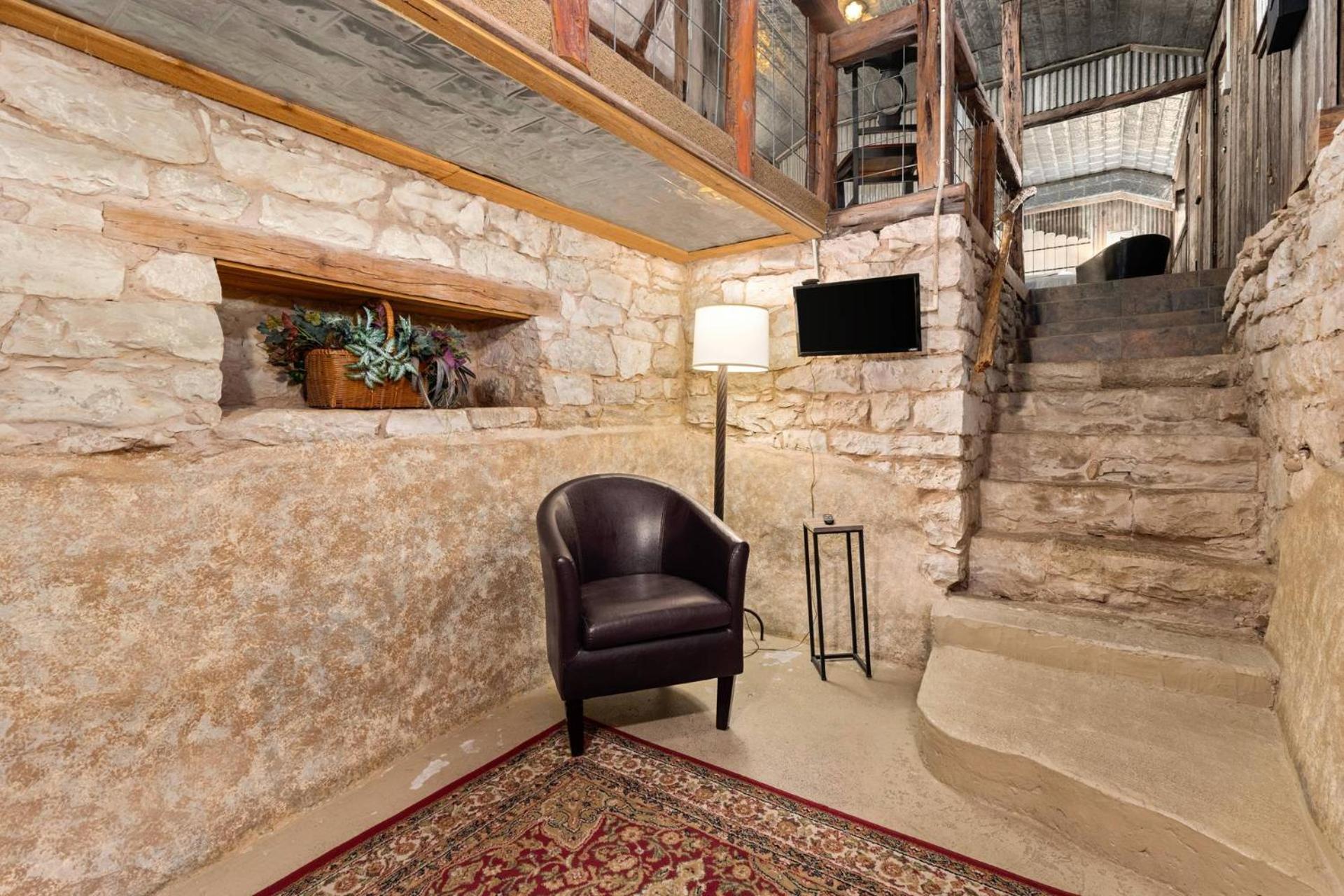 Вилла #6 The Root Cellar At Garrison In Gruene Нью Браунфелс Экстерьер фото