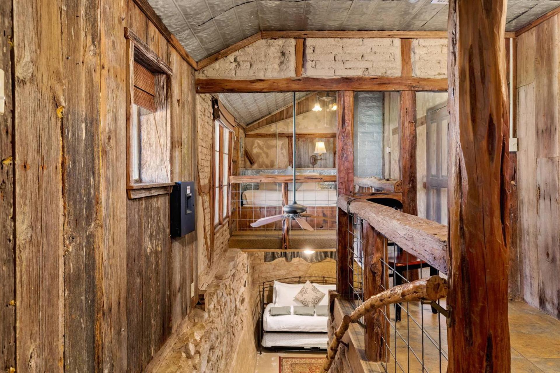 Вилла #6 The Root Cellar At Garrison In Gruene Нью Браунфелс Экстерьер фото